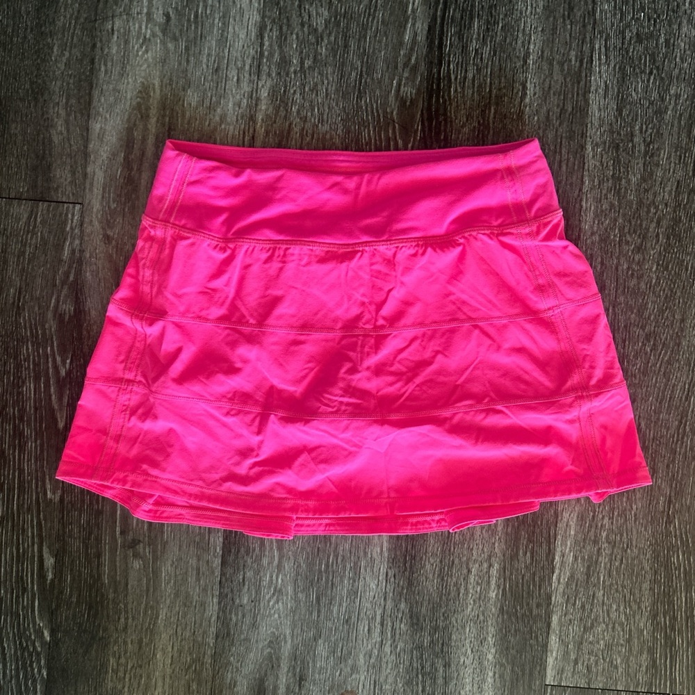 Lululemon Athletica Sonic Pink Skirt- Size 4